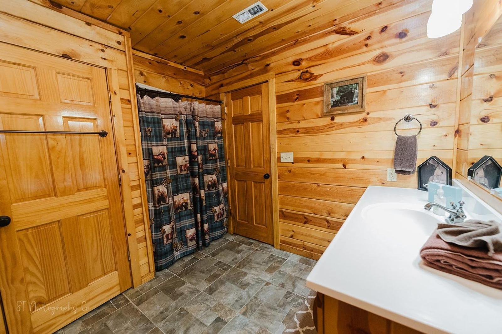 Little Sugar Camp Villa Sevierville Exterior photo