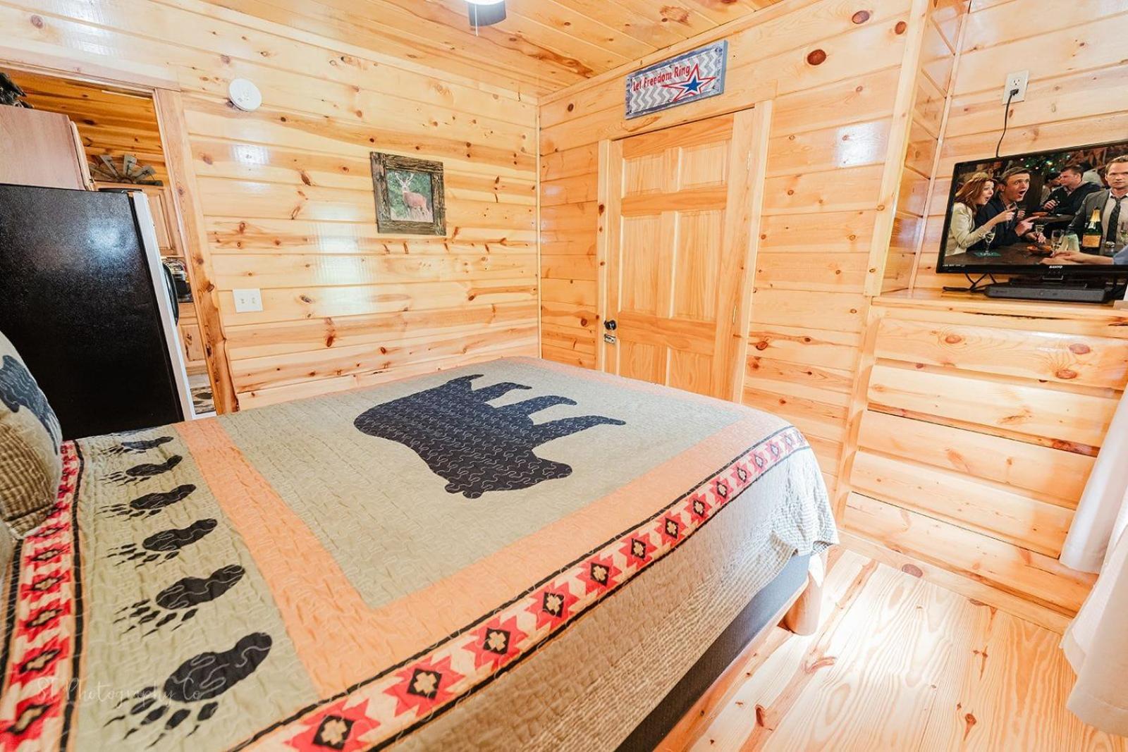 Little Sugar Camp Villa Sevierville Exterior photo