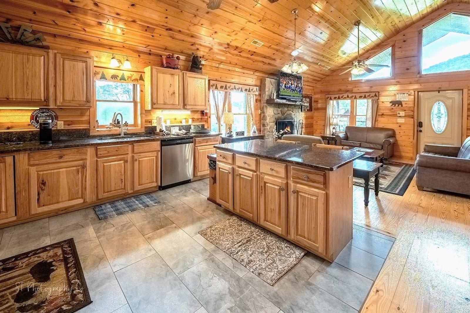 Little Sugar Camp Villa Sevierville Exterior photo